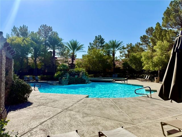 2200 South Fort Apache Road 2017, Las Vegas, NV 89117