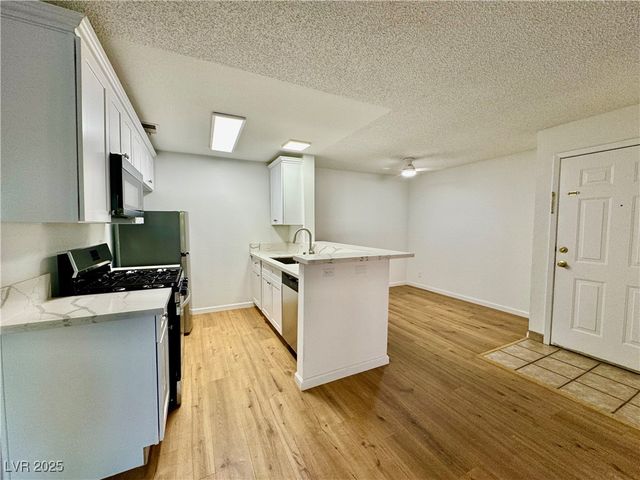 2200 South Fort Apache Road 2017, Las Vegas, NV 89117