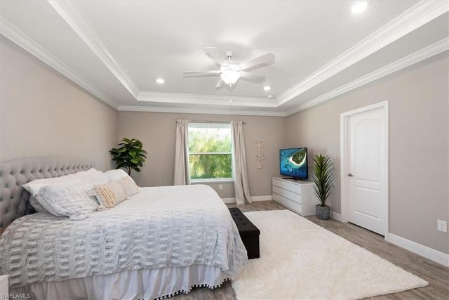 8753 Cascade Price CIR, North Fort Myers, FL 33917