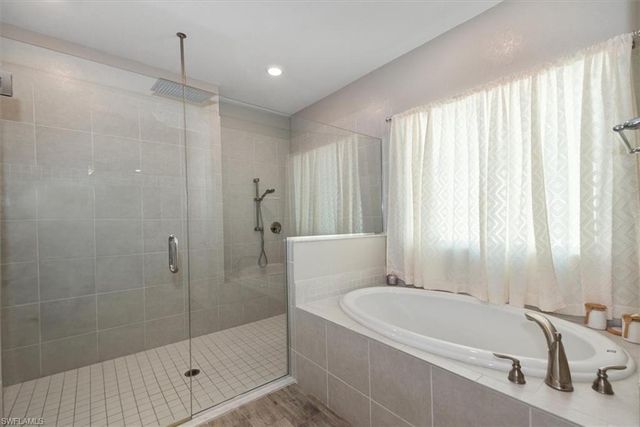 8753 Cascade Price CIR, North Fort Myers, FL 33917