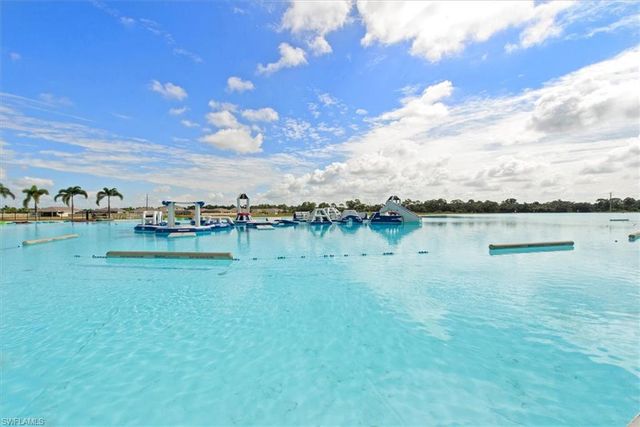 8753 Cascade Price CIR, North Fort Myers, FL 33917