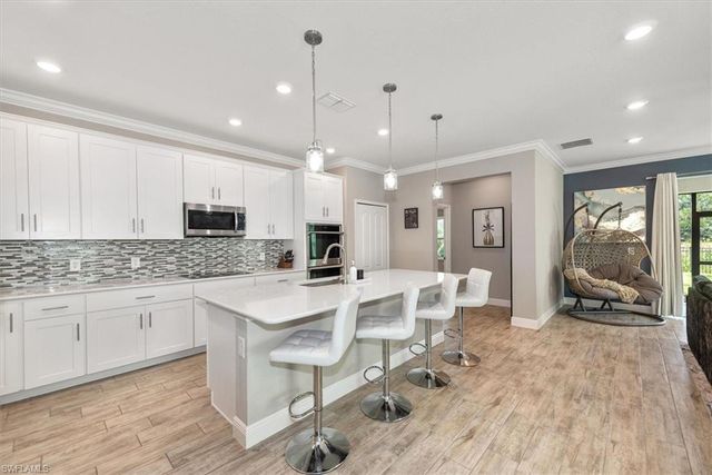8753 Cascade Price CIR, North Fort Myers, FL 33917