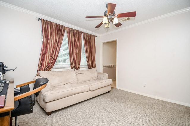 1938 Augusta Drive, Houston, TX 77057