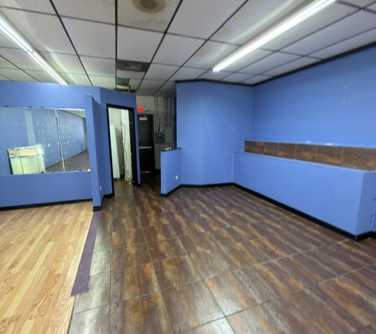 278 Glen Ellyn Road 278, Bloomingdale, IL 60108
