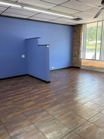 278 Glen Ellyn Road 278, Bloomingdale, IL 60108