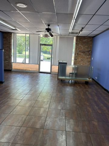 278 Glen Ellyn Road 278, Bloomingdale, IL 60108