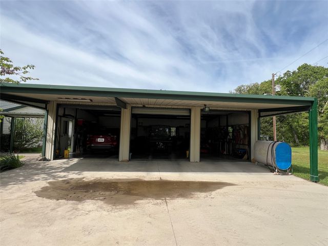 1376 County Road 1123, Cumby, TX 75433