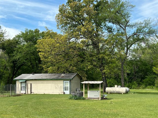 1376 County Road 1123, Cumby, TX 75433