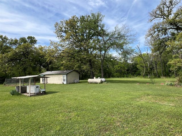 1376 County Road 1123, Cumby, TX 75433