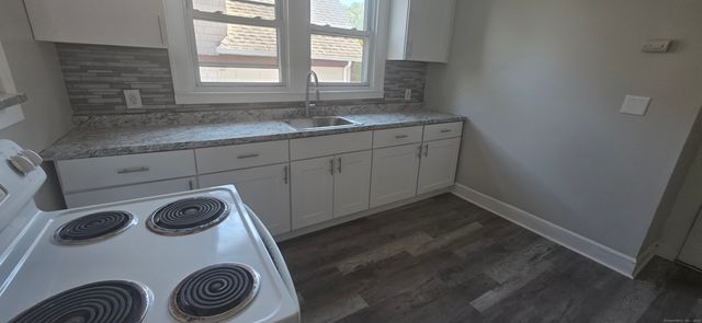 312 Huntington Street 3, New Haven, CT 06511