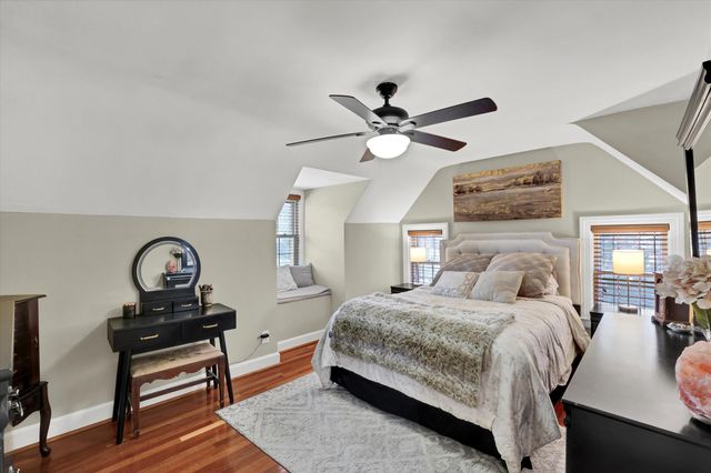 303 N Hubbards Lane, Louisville, KY 40207