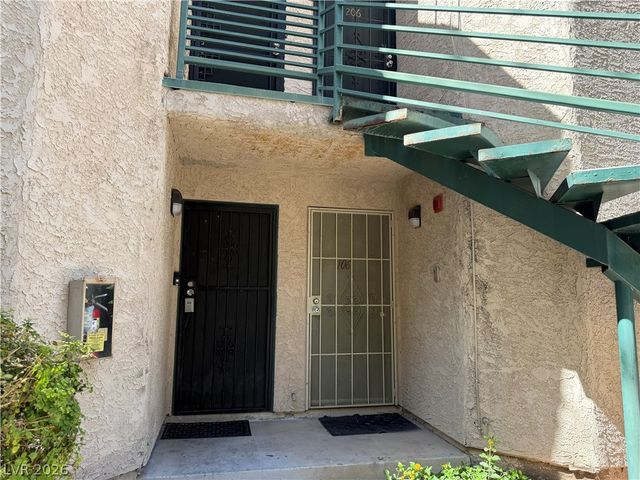 530 Elm Drive 105, Las Vegas, NV 89169