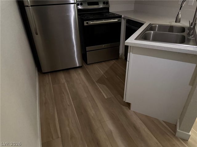 530 Elm Drive 105, Las Vegas, NV 89169