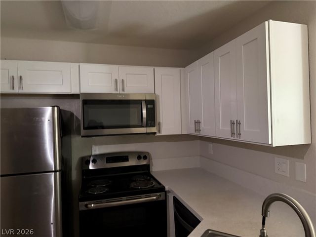 530 Elm Drive 105, Las Vegas, NV 89169
