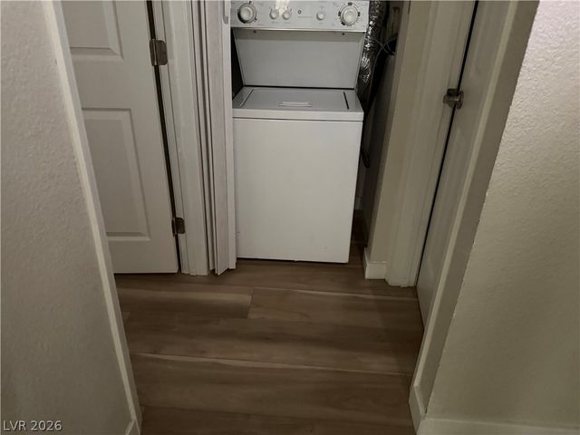 530 Elm Drive 105, Las Vegas, NV 89169