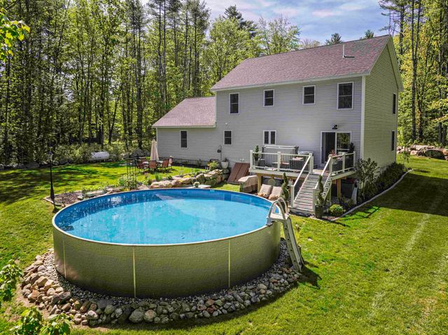 16 Stagecoach Road, Barrington, NH 03825