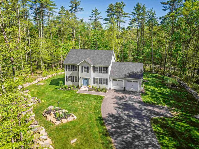 16 Stagecoach Road, Barrington, NH 03825