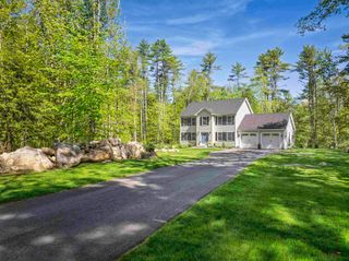 16 Stagecoach Road, Barrington, NH 03825