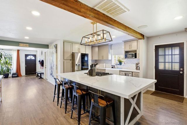 1315 Hillcrest Dr, Alpine, CA 91901