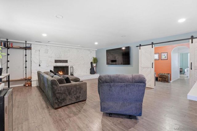 1315 Hillcrest Dr, Alpine, CA 91901