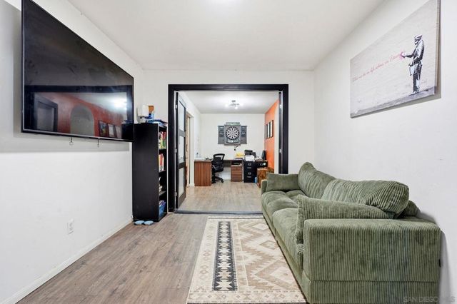 1315 Hillcrest Dr, Alpine, CA 91901