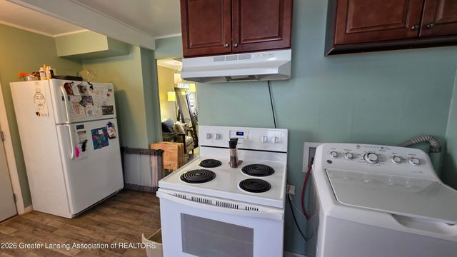 1033 Raider Street, Lansing, MI 48912