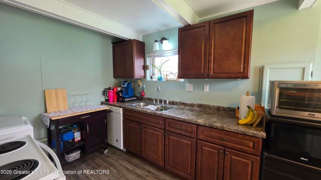 1033 Raider Street, Lansing, MI 48912
