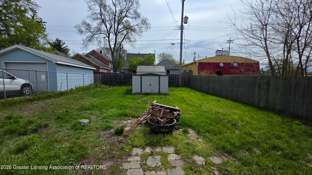 1033 Raider Street, Lansing, MI 48912