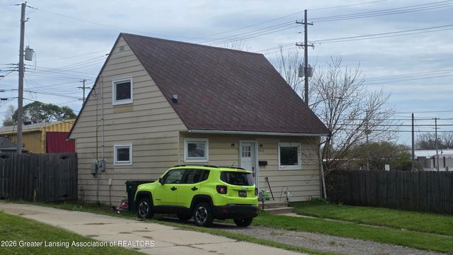 1033 Raider Street, Lansing, MI 48912