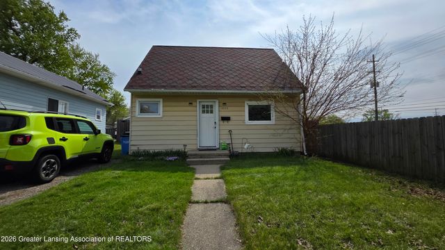 1033 Raider Street, Lansing, MI 48912