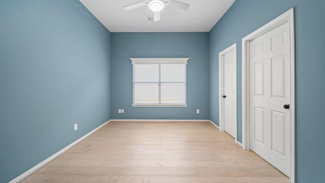 118 Hillsborough Drive W, Montgomery, TX 77356