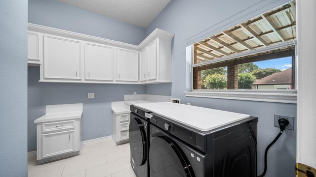 118 Hillsborough Drive W, Montgomery, TX 77356