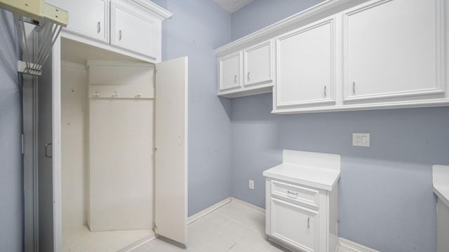 118 Hillsborough Drive W, Montgomery, TX 77356