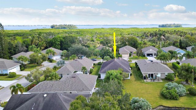 1791 N Garden Grove Circle, Vero Beach, FL 32962