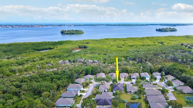 1791 N Garden Grove Circle, Vero Beach, FL 32962