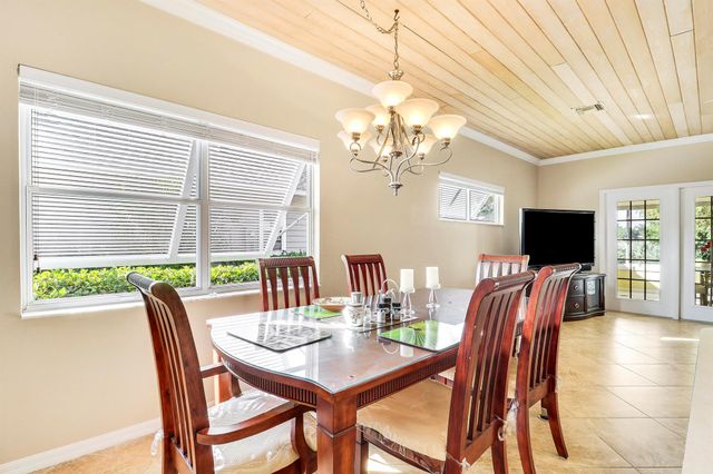 1791 N Garden Grove Circle, Vero Beach, FL 32962