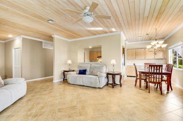 1791 N Garden Grove Circle, Vero Beach, FL 32962