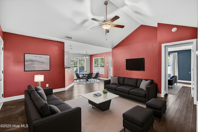 401 Mccall Drive, Jacksonville, NC 28540