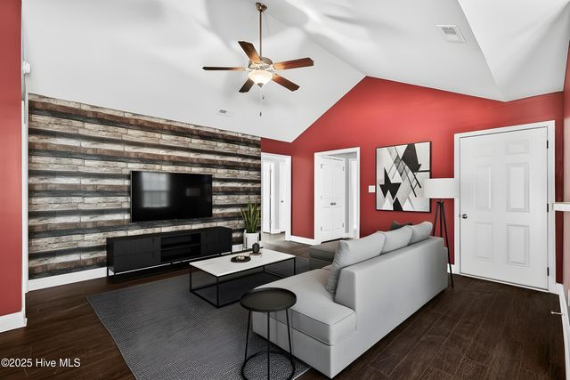 401 Mccall Drive, Jacksonville, NC 28540