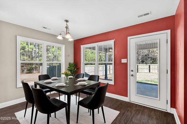 401 Mccall Drive, Jacksonville, NC 28540