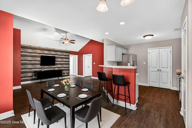 401 Mccall Drive, Jacksonville, NC 28540