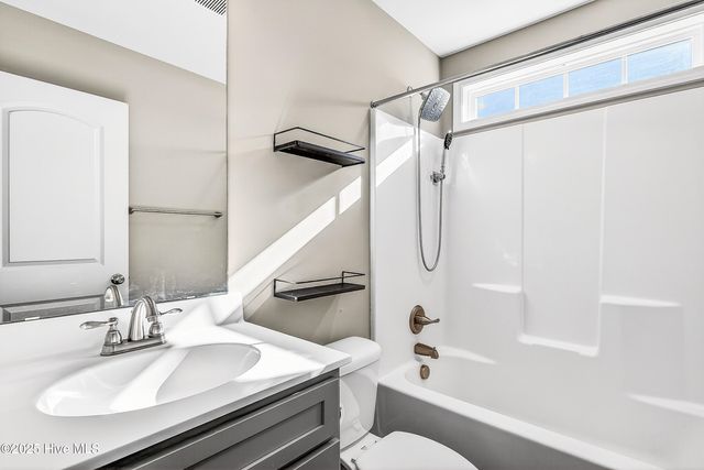 401 Mccall Drive, Jacksonville, NC 28540