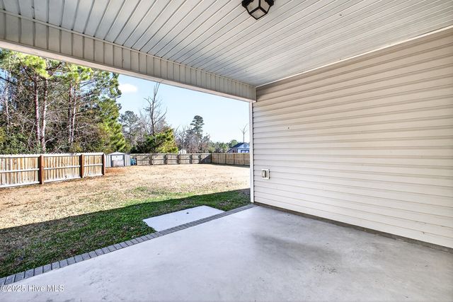 401 Mccall Drive, Jacksonville, NC 28540