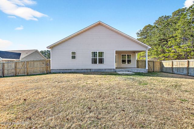 401 Mccall Drive, Jacksonville, NC 28540