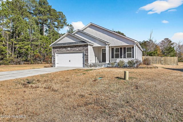 401 Mccall Drive, Jacksonville, NC 28540