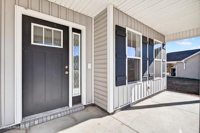 401 Mccall Drive, Jacksonville, NC 28540