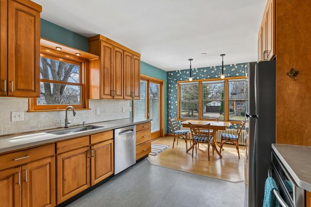 5357 Ewing Avenue S, Minneapolis, MN 55410