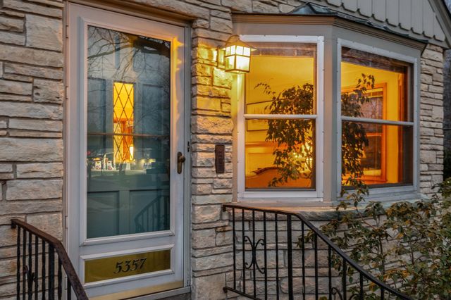 5357 Ewing Avenue S, Minneapolis, MN 55410