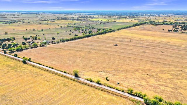 11 Standfield Church Road, Whitesboro, TX 76273