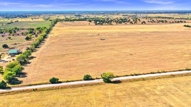11 Standfield Church Road, Whitesboro, TX 76273